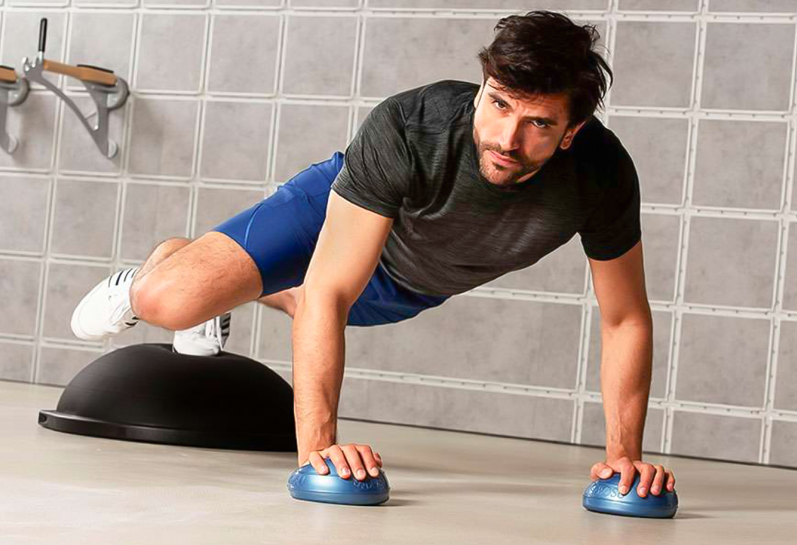 Sports - Sport-Sportbekleidung - Sportswear - Marcel-Gregory-Stock