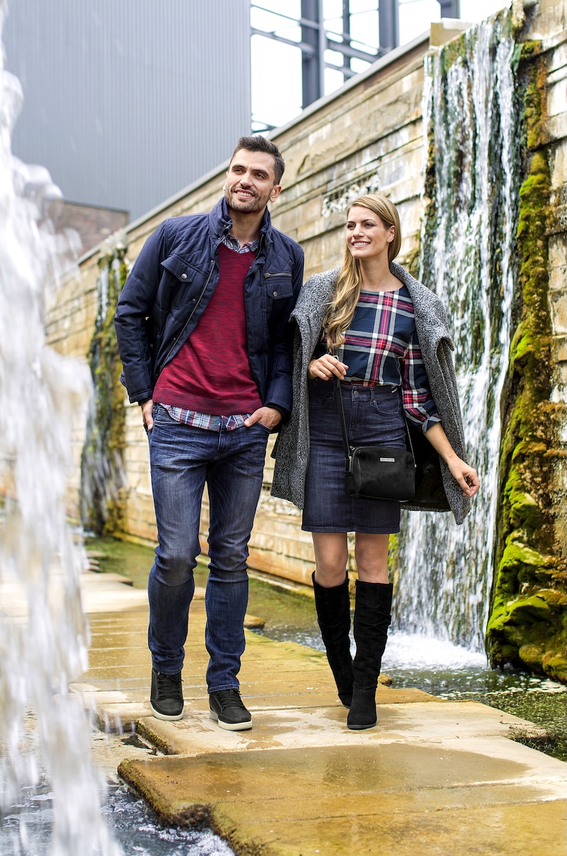 Couple - Marcel Gregory Stock