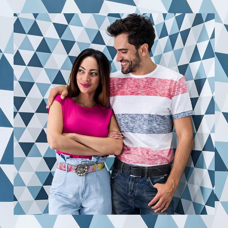 E-Commerce - Couple - Marcel Gregory Stock