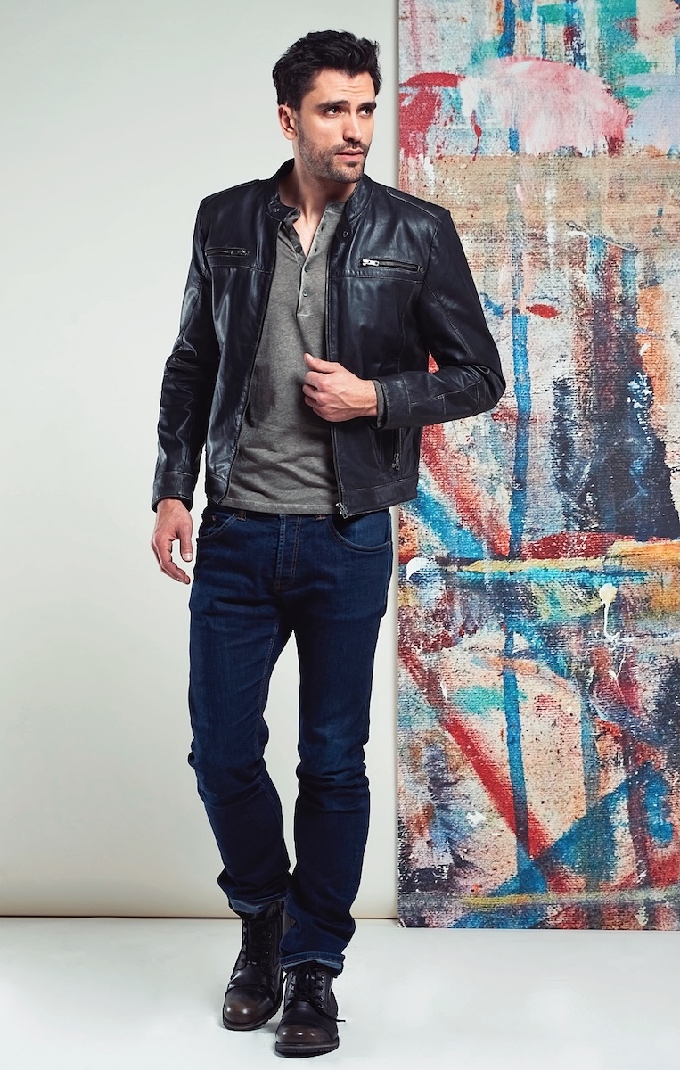 Leatherjacket - Fashion - E-Commerce - Marcel Gregory Stock