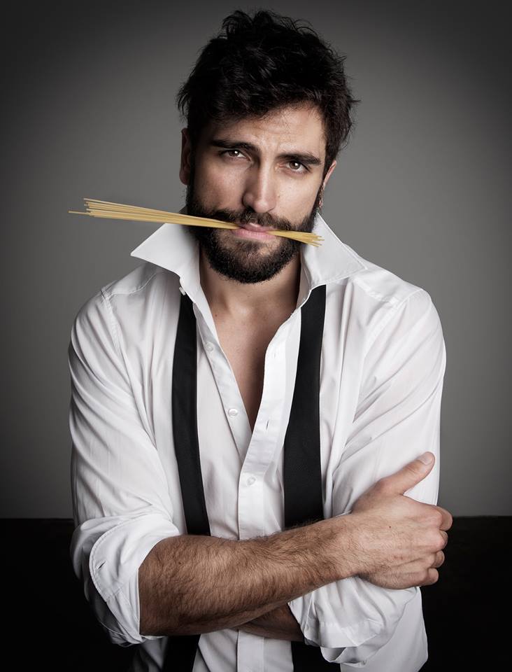 Editorial - Felix Rachor - Marcel Gregory Stock